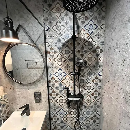 Korfantego 30 Apartmán *